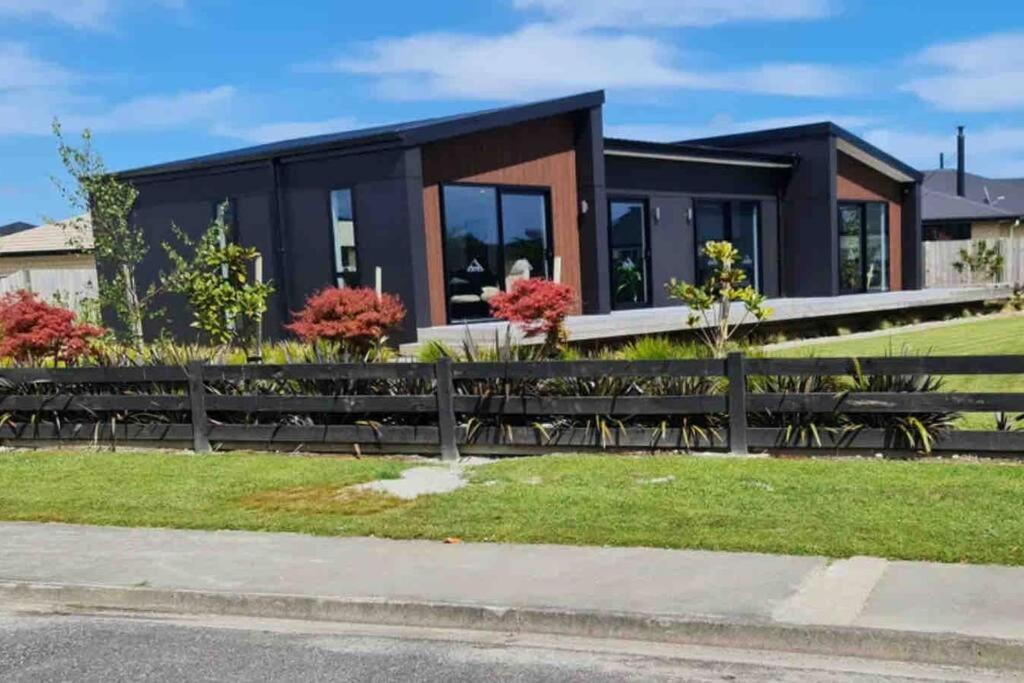 Miss Eastons Whare Villa Westport Ngoại thất bức ảnh
