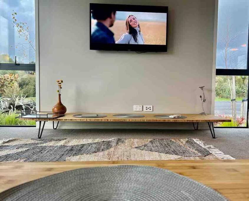 Miss Eastons Whare Villa Westport Ngoại thất bức ảnh