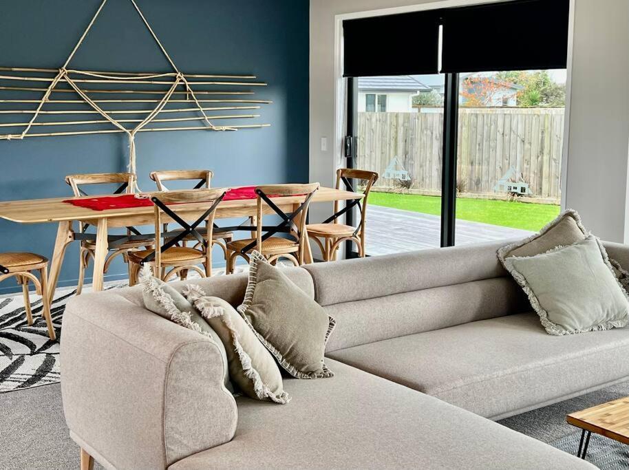 Miss Eastons Whare Villa Westport Ngoại thất bức ảnh